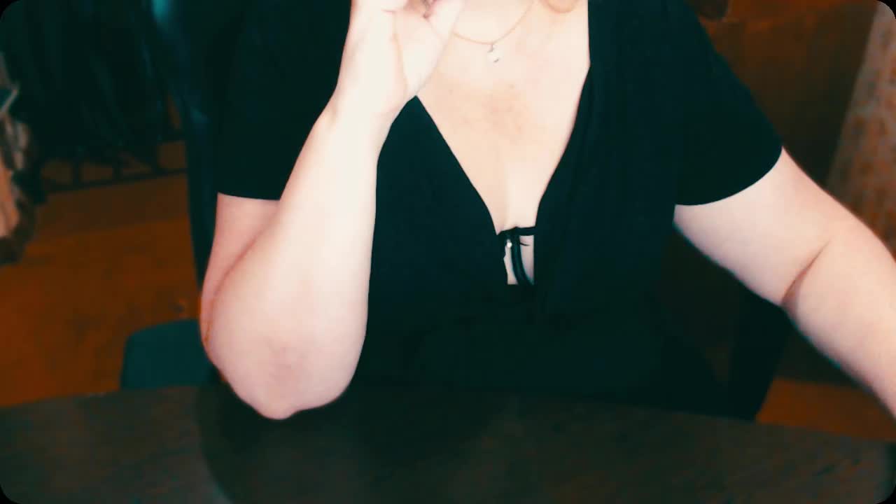 Alisa1917 Live Sex December 14, 2025