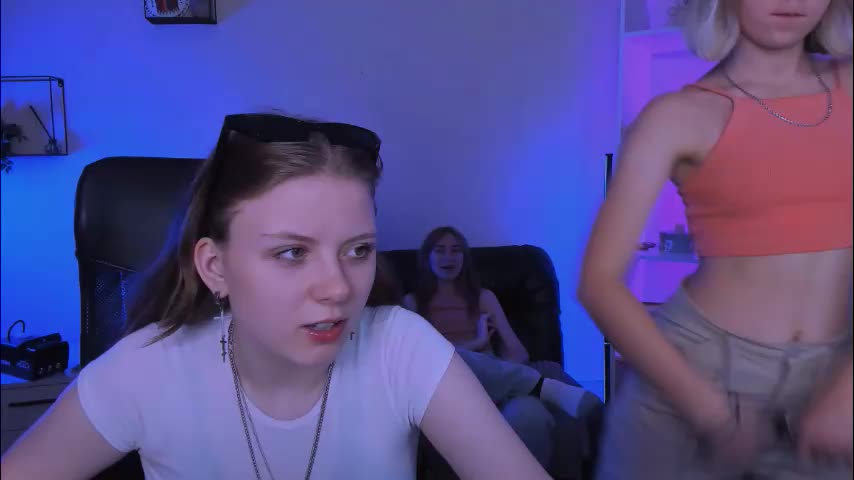 foxy_tease_ Live Sex December 17, 2025