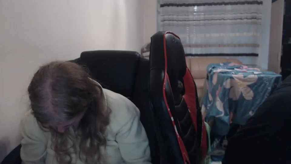 jenisandpeter Live Sex December 17, 2025