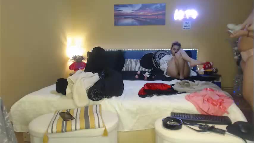 ruxandradanny Live Sex December 18, 2025
