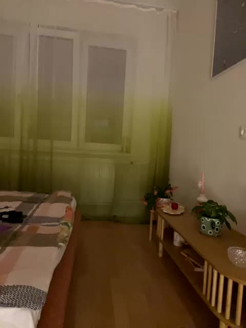 Chikipikin Live Sex December 12, 2025