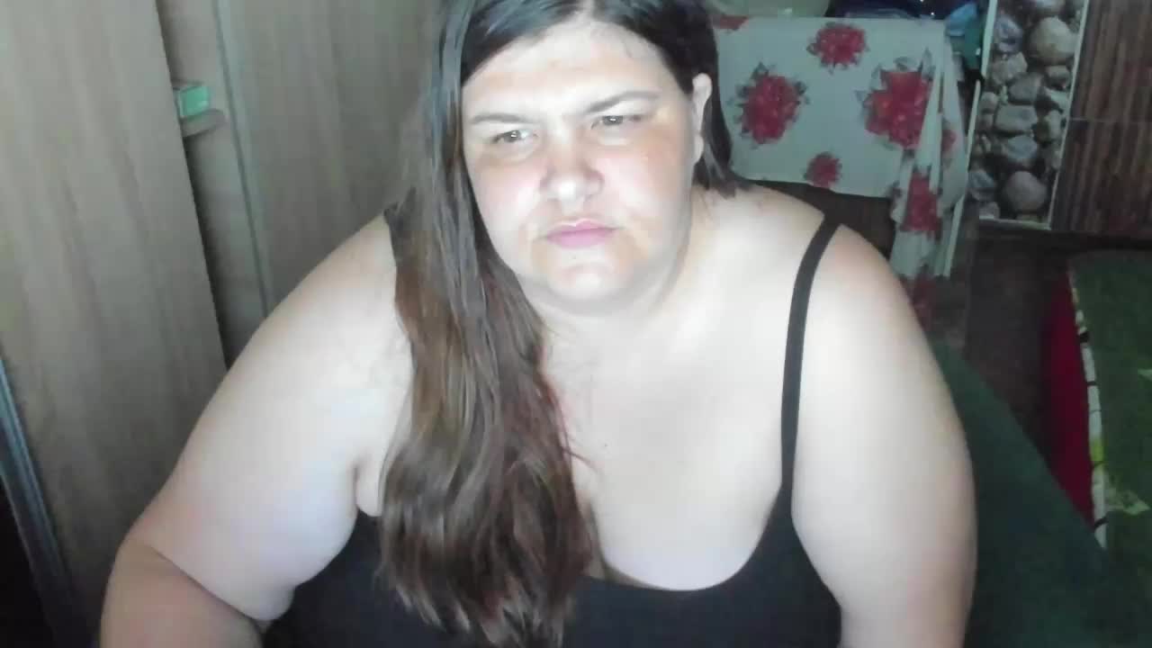 Ionysexylips69 Live Sex December 17, 2025