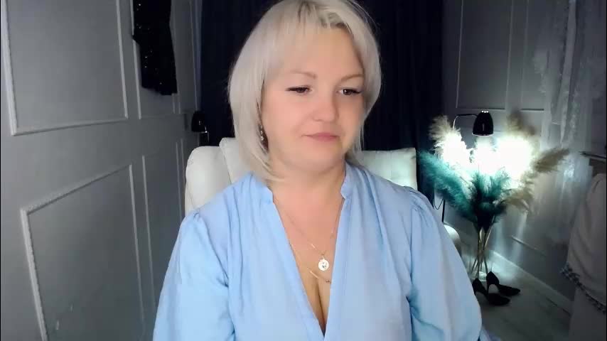 emmmam Live Sex December 17, 2025