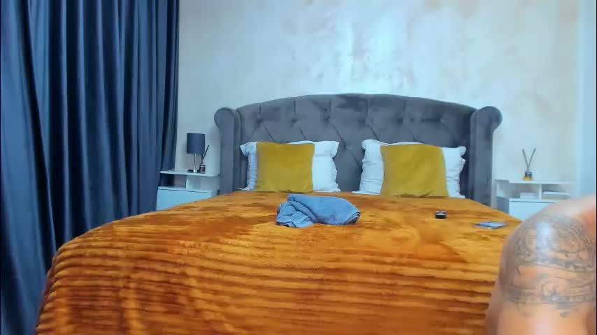 nicepussyfuckk18 Live Sex December 19, 2025