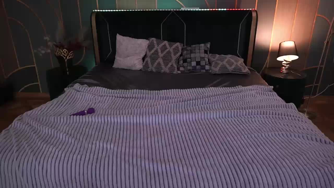 LunaLicks Live Sex 2025.11.07