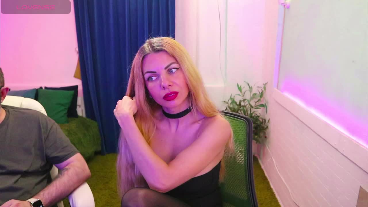 AlisaAleks Live Sex December 18, 2025