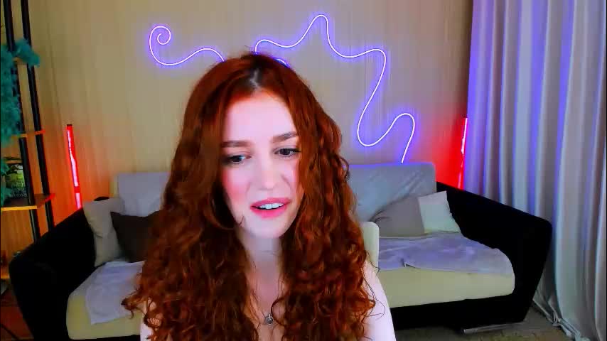christinaconteeree Live Sex December 13, 2025