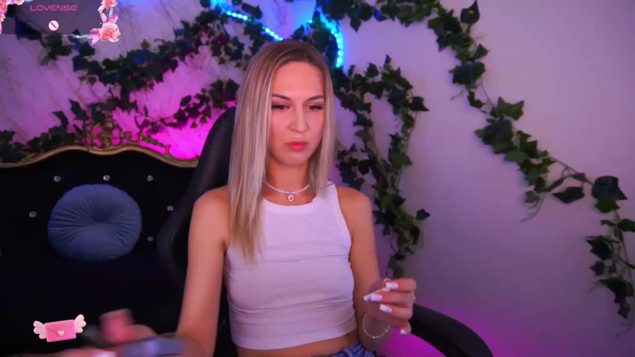 MollyWild Live Sex December 13, 2025