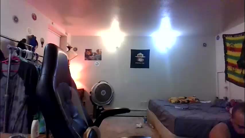 lightskinned666 Live Sex December 13, 2025