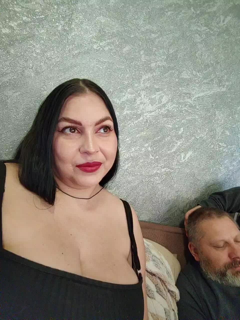 Cleopatra1990 Live Sex December 17, 2025