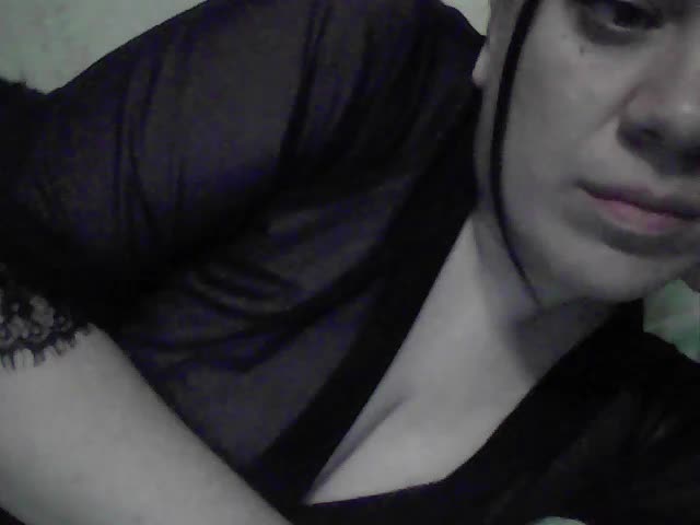 Marinade Live Sex December 17, 2025