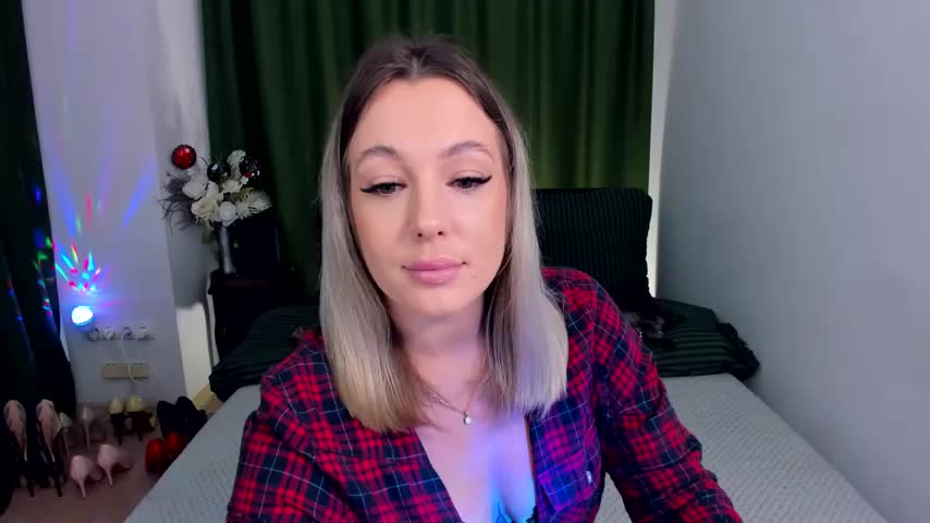 DanikaMorri Live Sex December 14, 2025