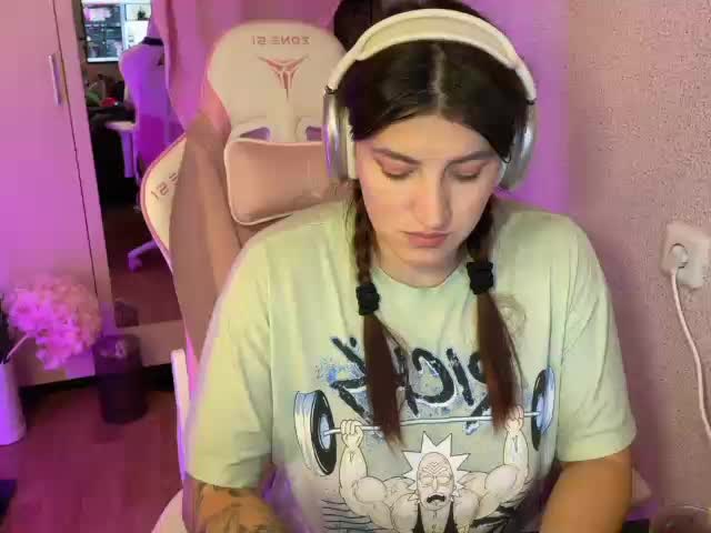 Katrinmiss Live Sex December 13, 2025