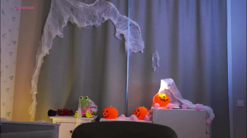 gladysacreman Live Sex December 12, 2025