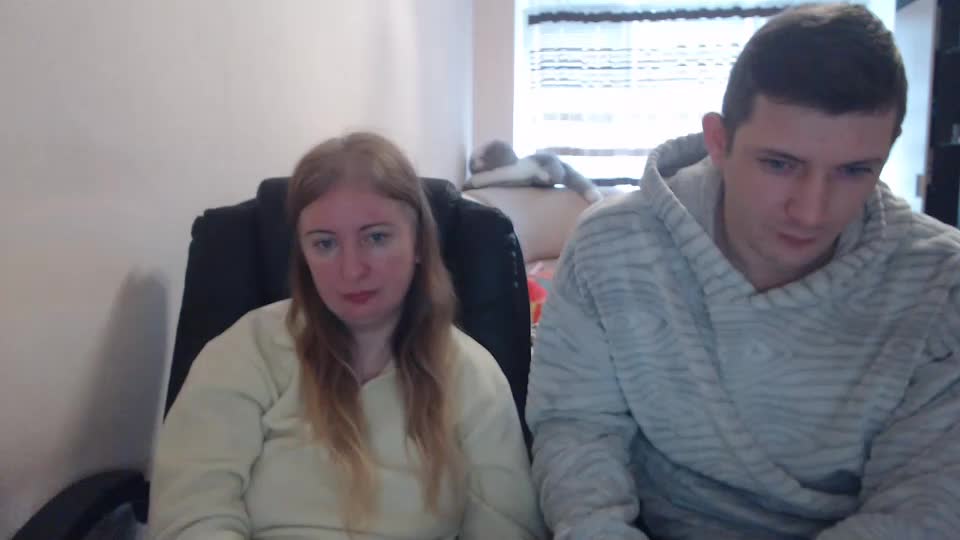 jenisandpeter Live Sex December 17, 2025