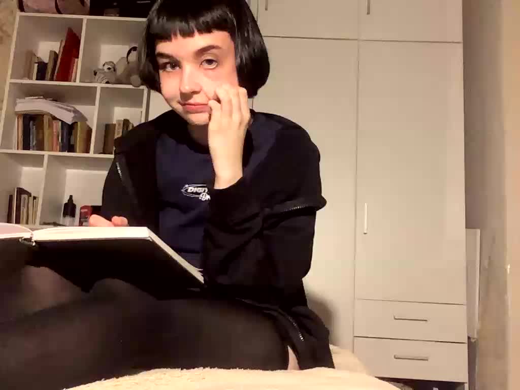 saintpiterskaya Live Sex December 13, 2025