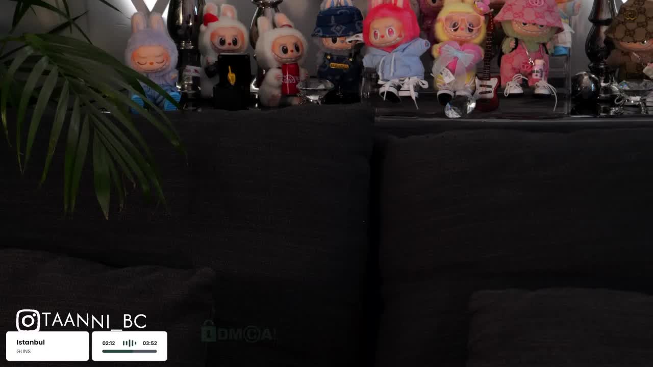 Taanni Live Sex December 17, 2025