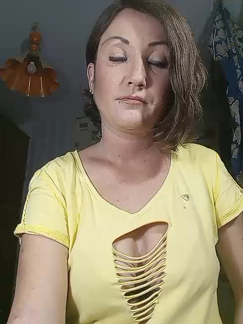 8BESTGirl8 Live Sex December 12, 2025