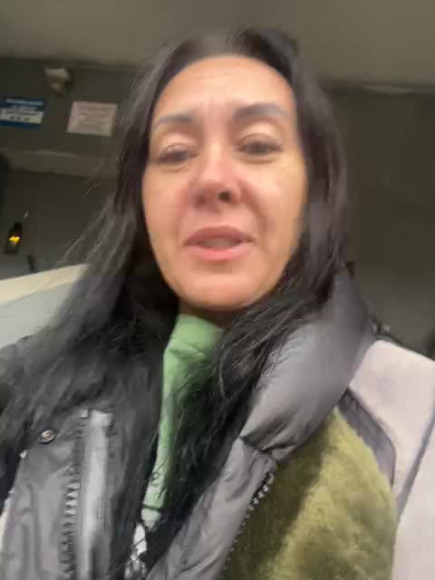 Karolina_Milf Live Sex December 13, 2025