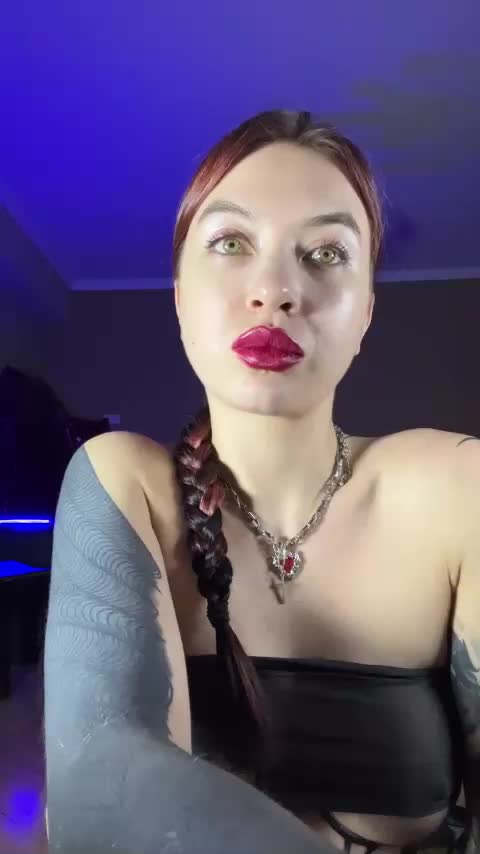Lina69Femdom Live Sex December 17, 2025