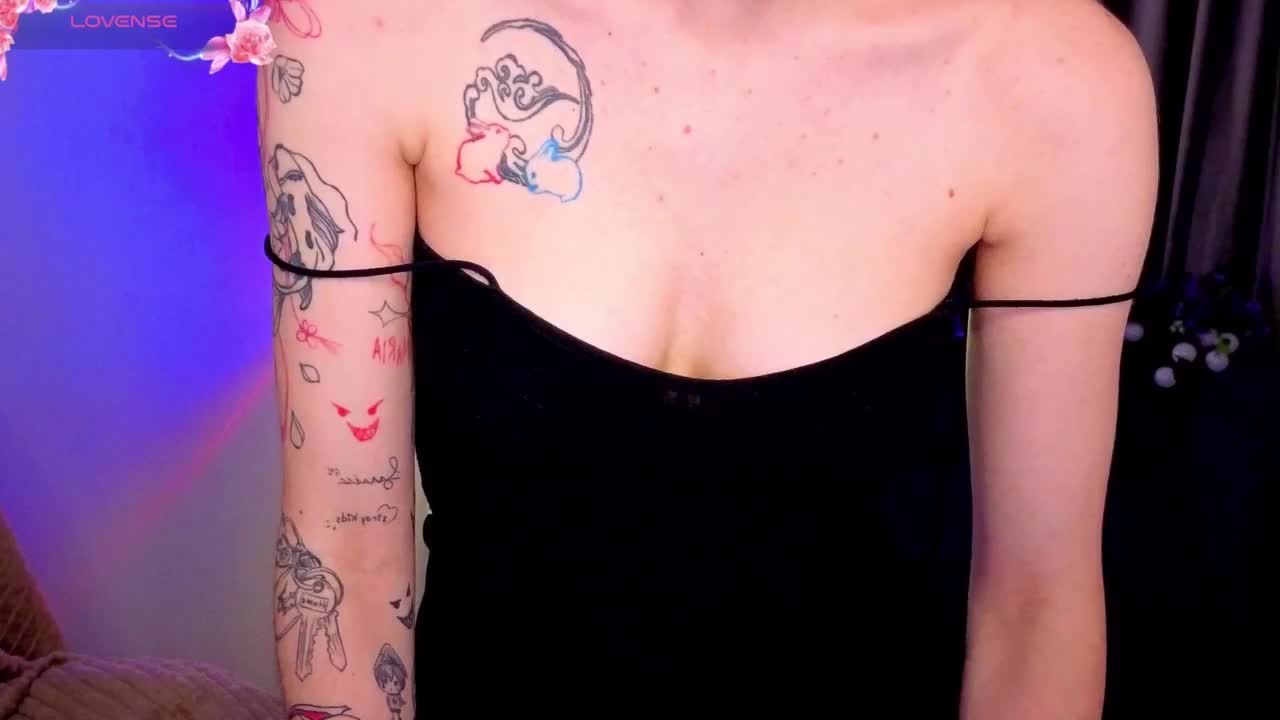 KiraMountrays Live Sex December 13, 2025