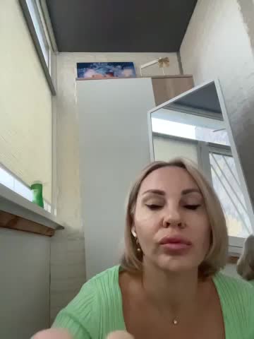 Hotnessi Live Sex December 14, 2025