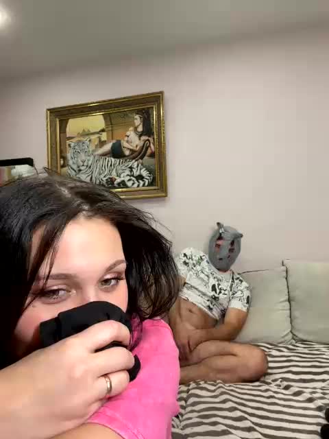 _Milashka_ Live Sex December 17, 2025