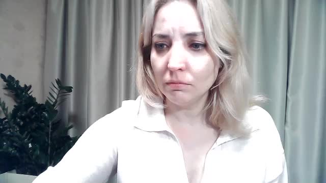 mariska-kiska Live Sex December 13, 2025