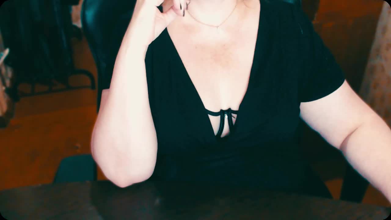 Alisa1917 Live Sex December 14, 2025