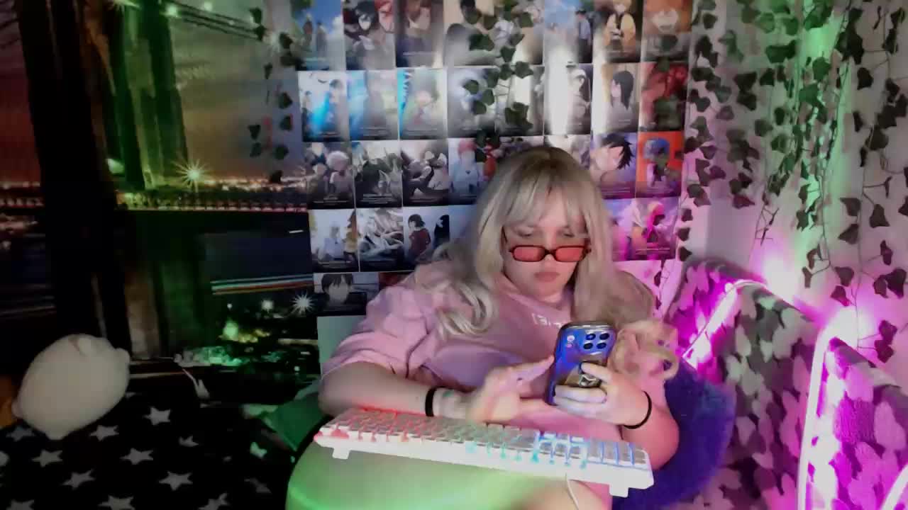 miss-kapriz-love Live Sex December 12, 2025