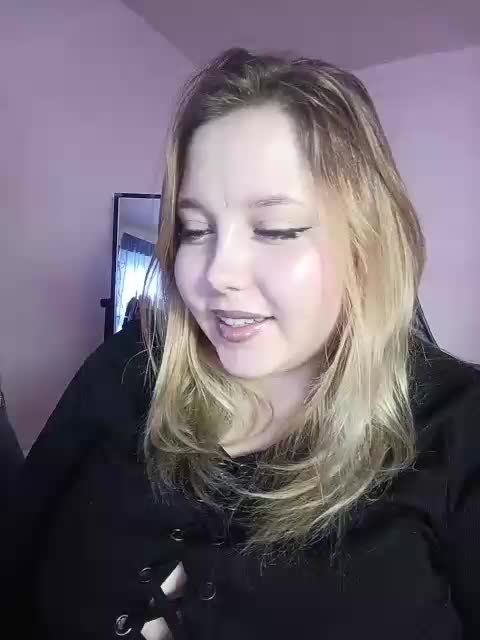 Skujnaya Live Sex December 13, 2025