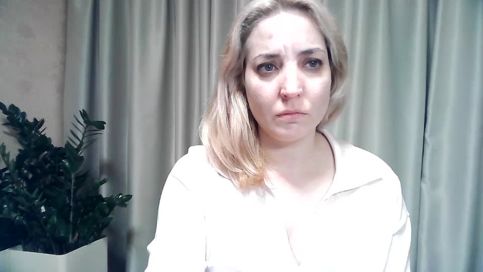 mariska-kiska Live Sex December 13, 2025