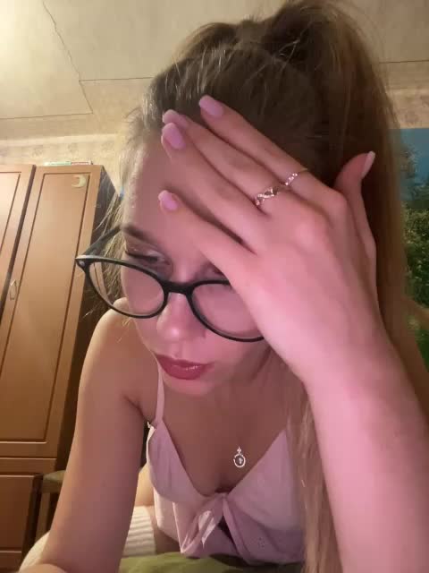 Milana22a Live Sex December 13, 2025