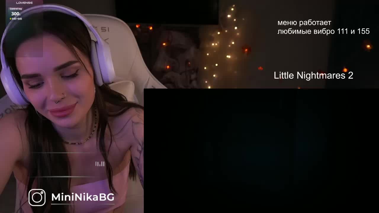 MiniNika Live Sex December 15, 2025