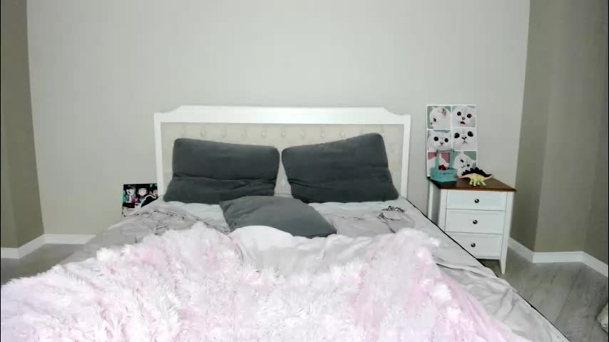 synop_sis Live Sex December 17, 2025