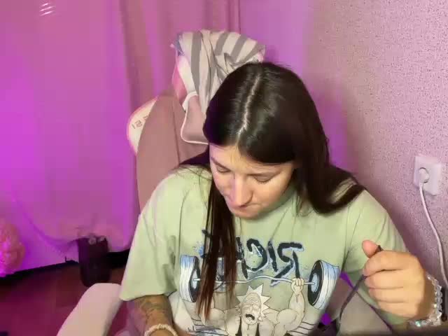 Katrinmiss Live Sex December 13, 2025