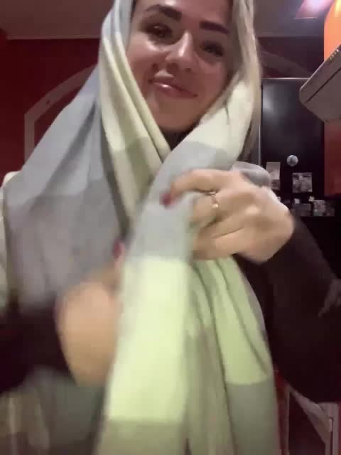 Polichkaaaa Live Sex December 14, 2025