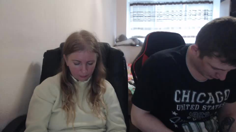jenisandpeter Live Sex December 17, 2025