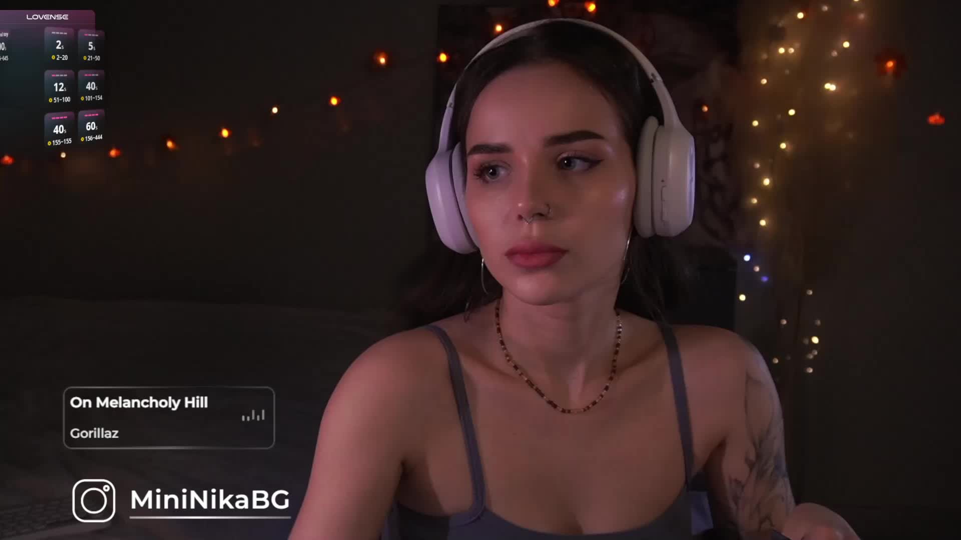 MiniNika Live Sex December 15, 2025