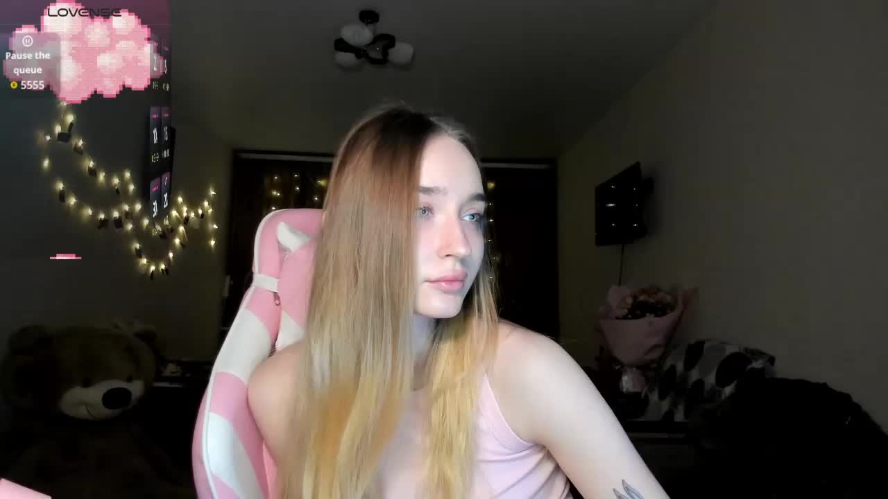 Polikinesis Live Sex December 14, 2025