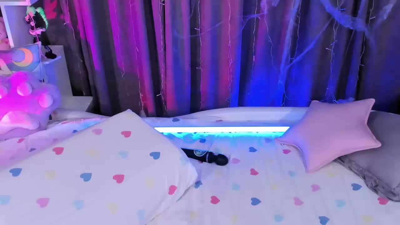 yorogumo Live Sex November 8, 2025