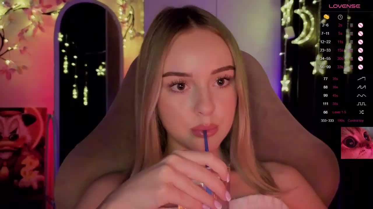 Nestyzz Live Sex December 15, 2025