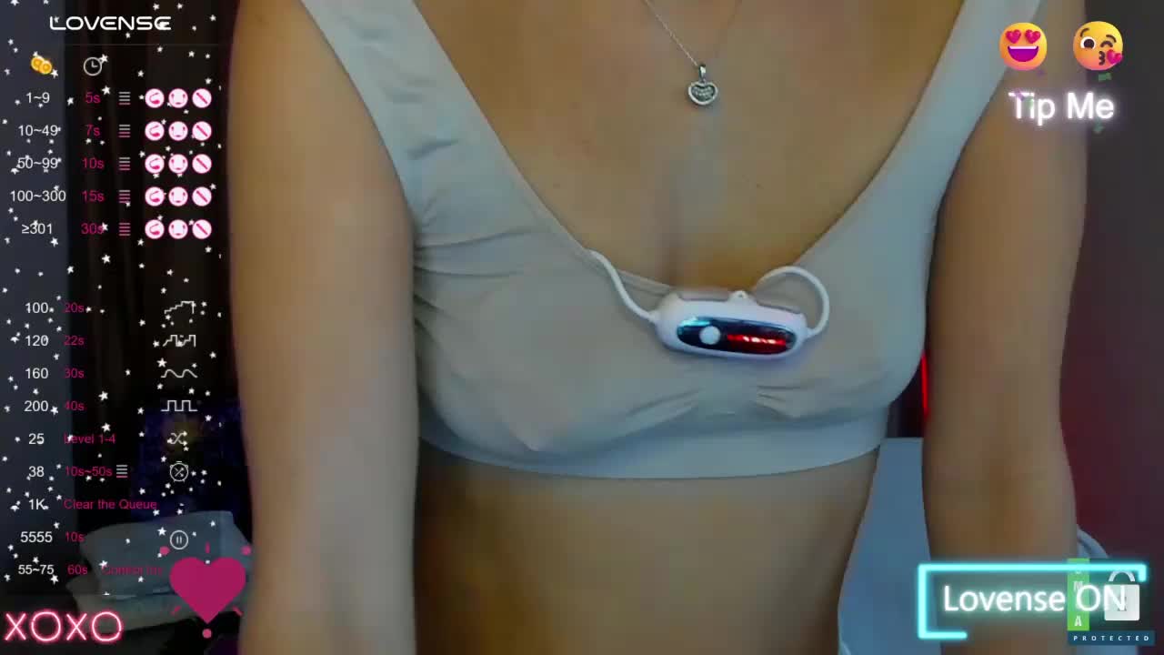 AliannaSoloKisses Live Sex December 13, 2025