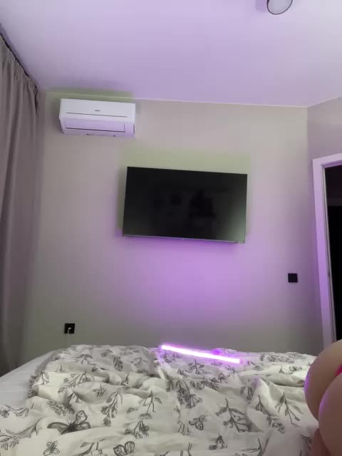 OlivkaVif Live Sex November 8, 2025