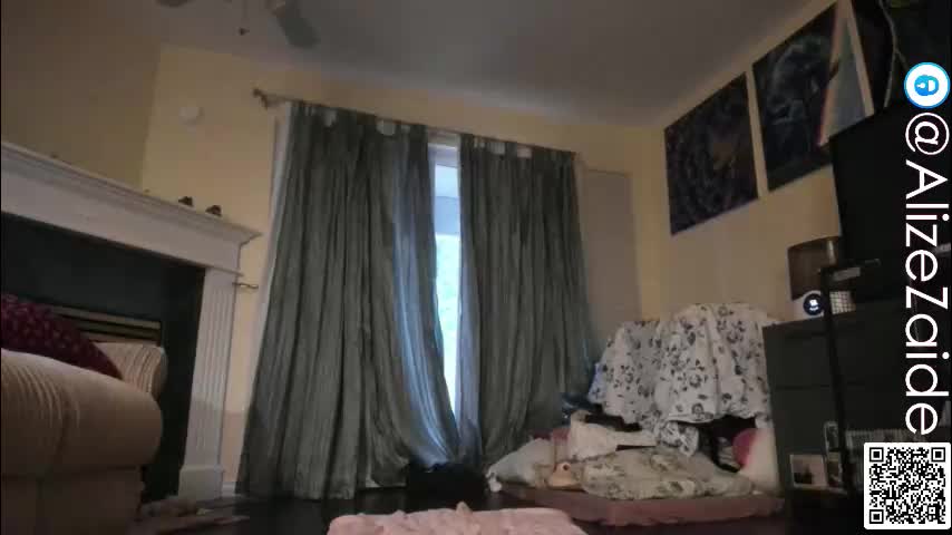 alizezaide Live Sex December 17, 2025