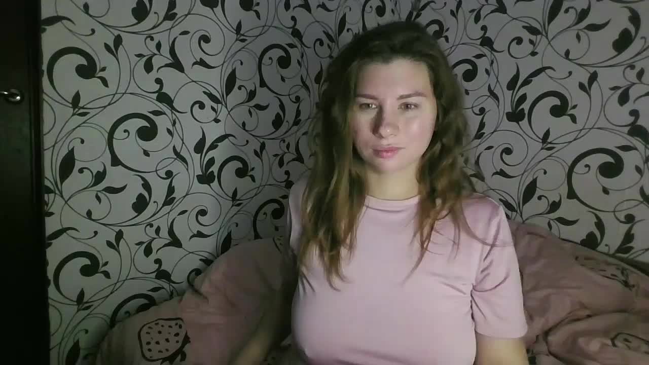 YourEmilie Live Sex December 14, 2025