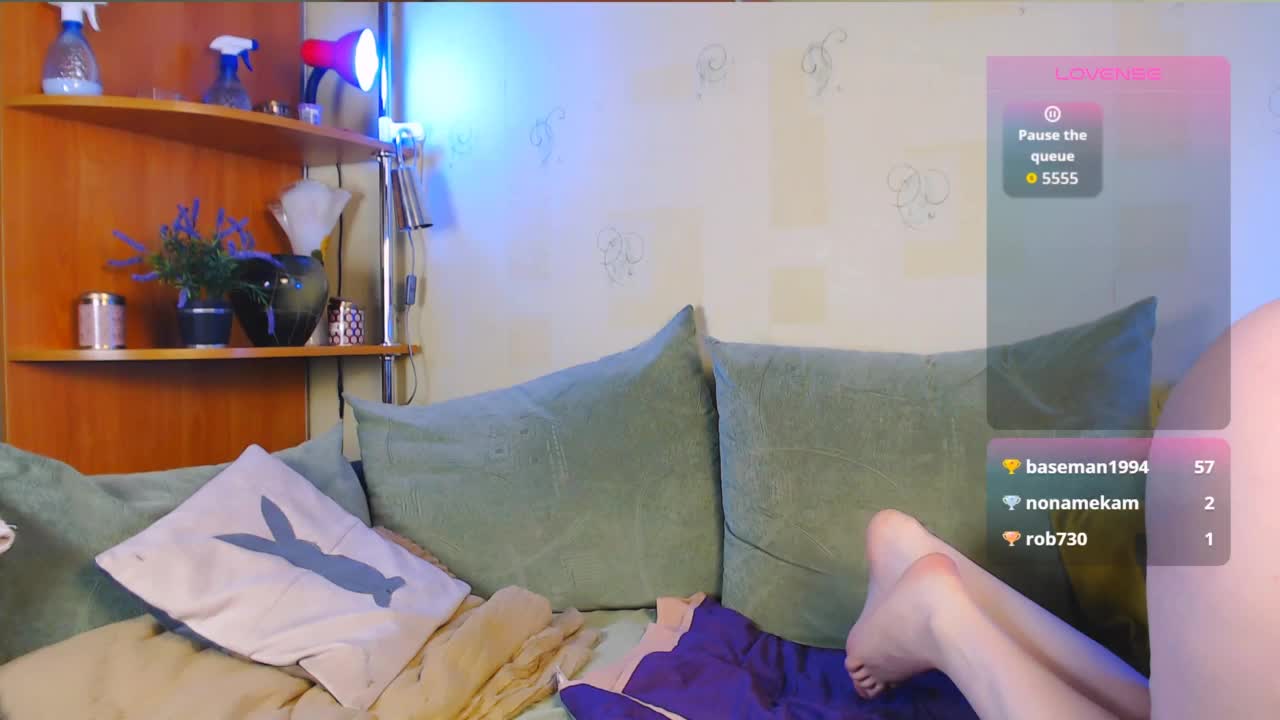 Caroline1995 Live Sex December 17, 2025