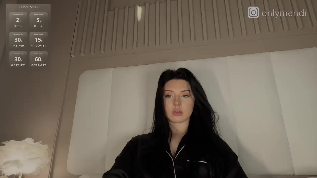 MENNDI Live Sex December 17, 2025