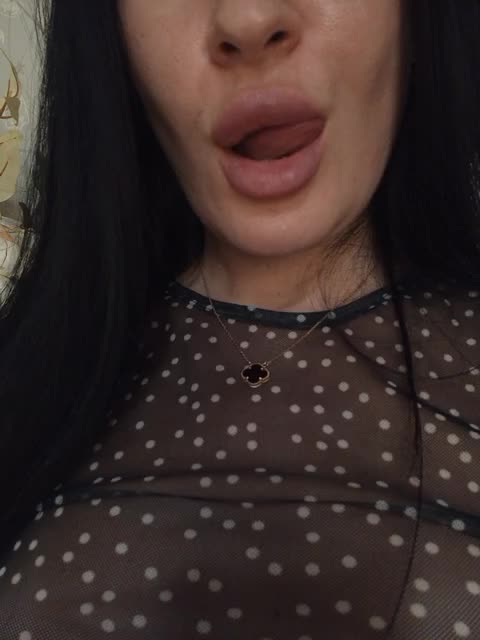 Black_chick Live Sex December 17, 2025