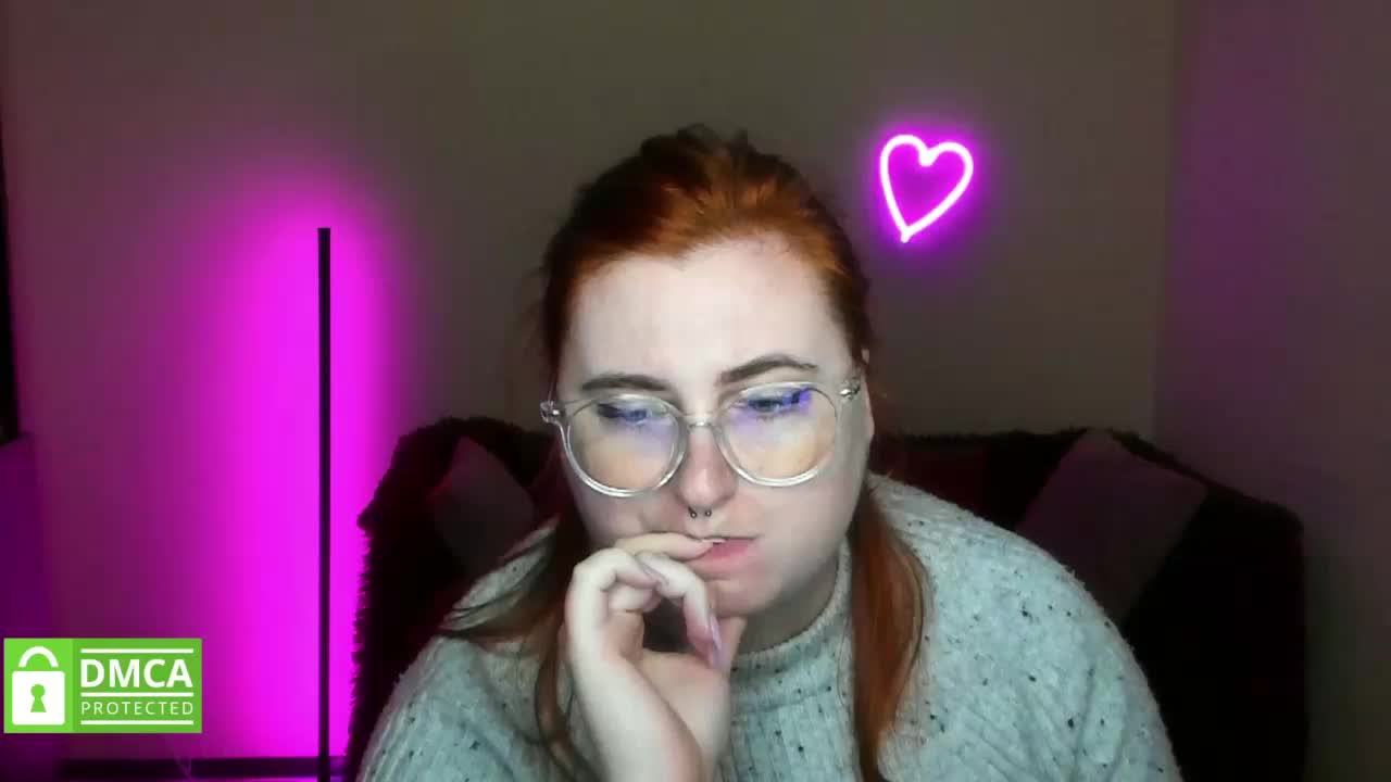 Aliciaredluv Live Sex December 13, 2025